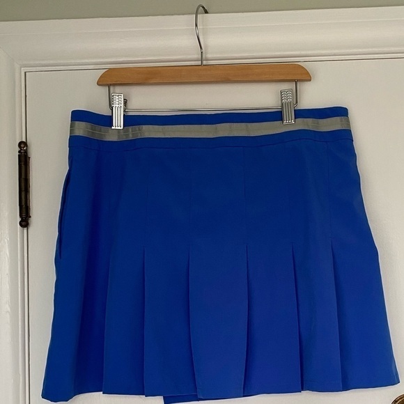 𝅺oakley Tennis Skort, Good Condition - Picture 11 of 11